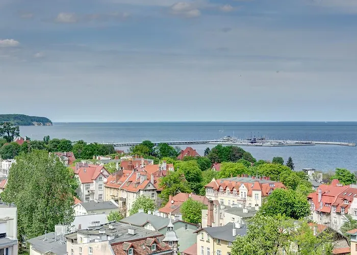Dom & House - Level Eleven Apartment With Sea View